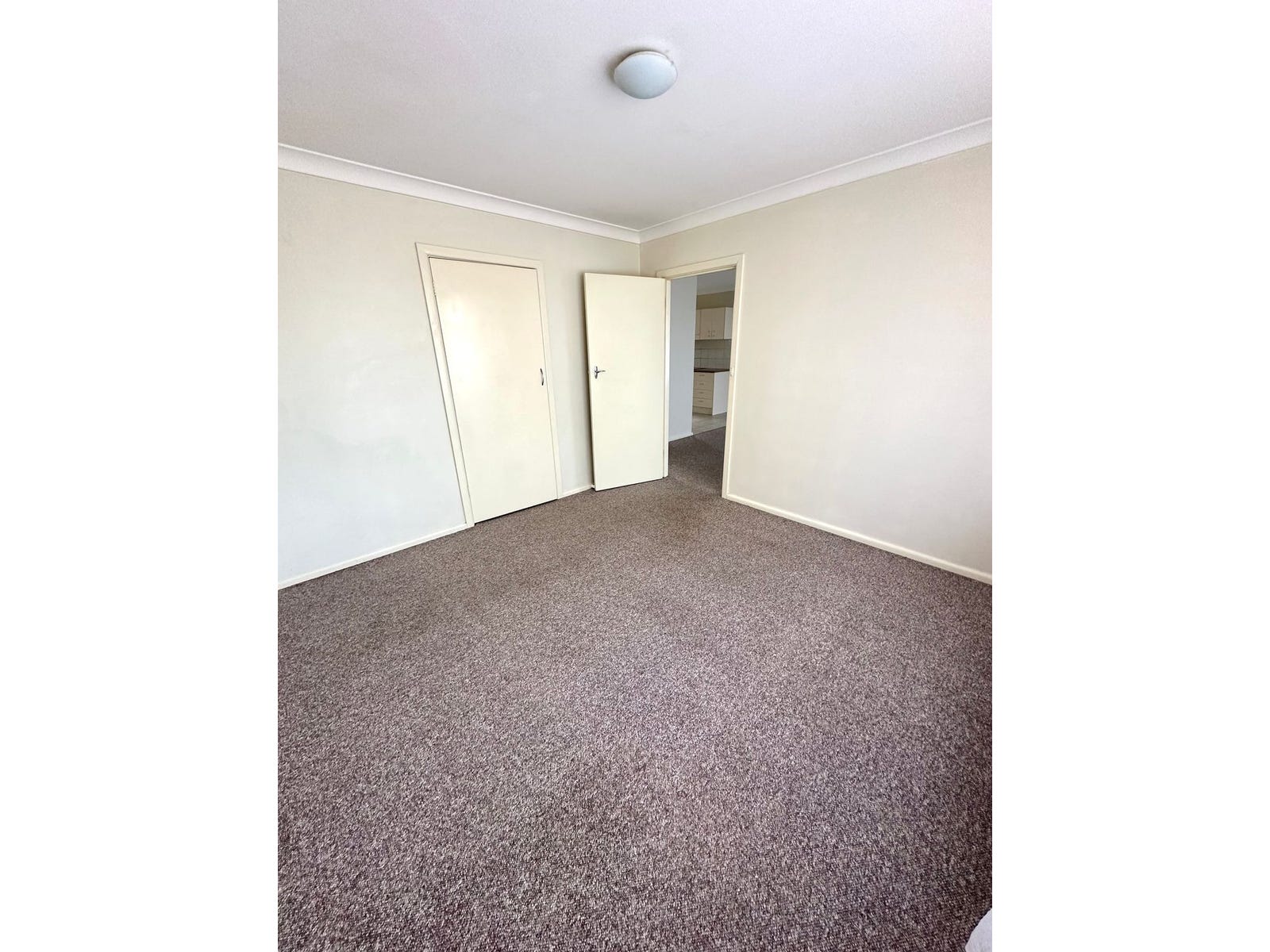 Property for Rent: North Albury, NSW 2640