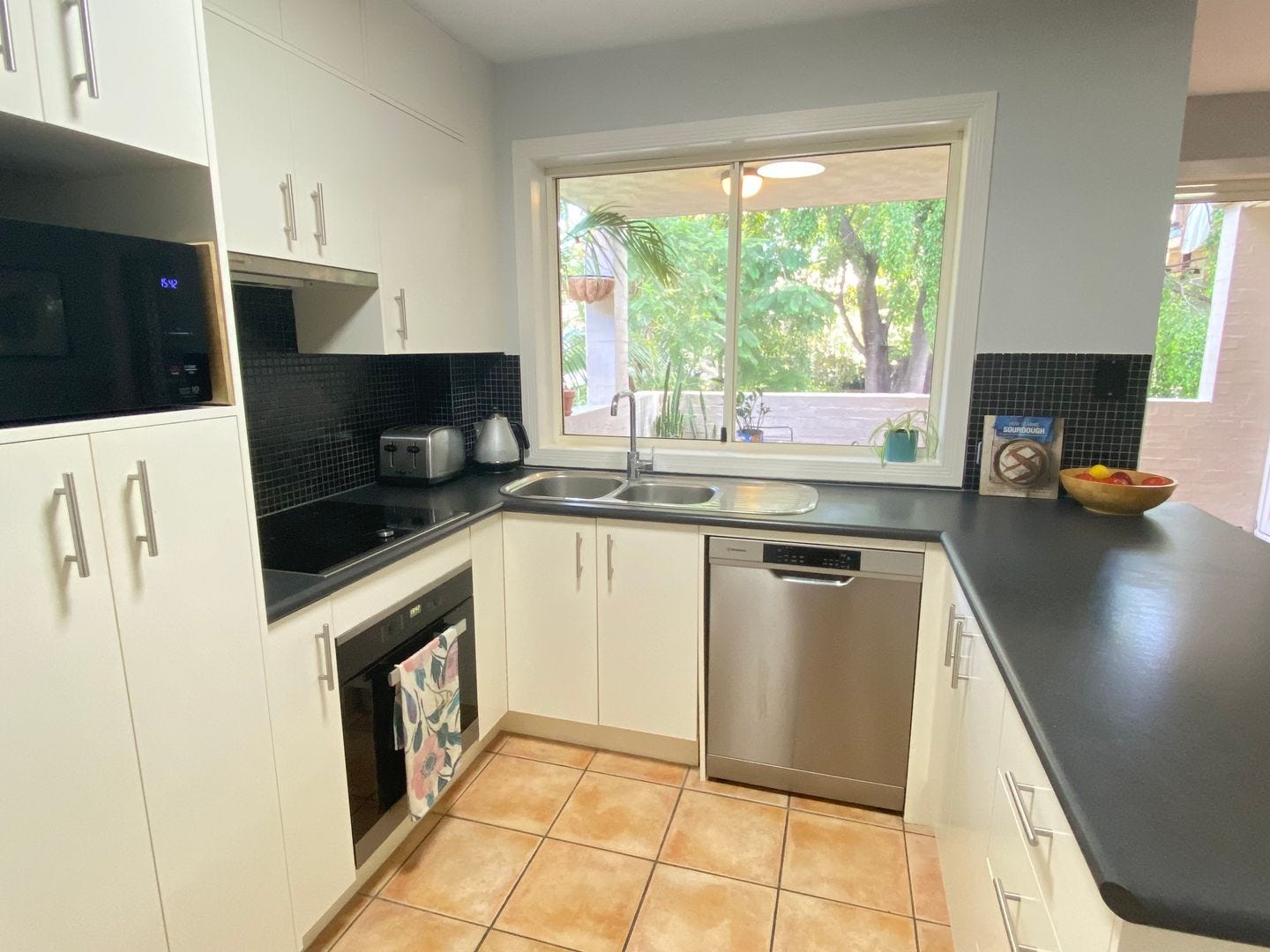 Private Rental in Ashgrove, Qld 4060