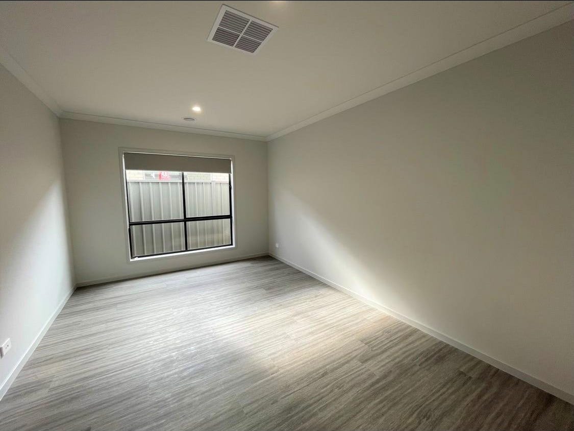 Property for Rent: Truganina, Vic 3029