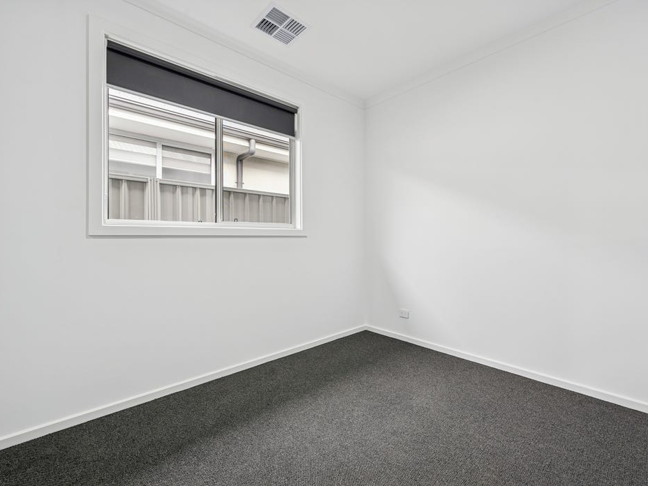 For Sale By Owner Munno Para West, SA 5115