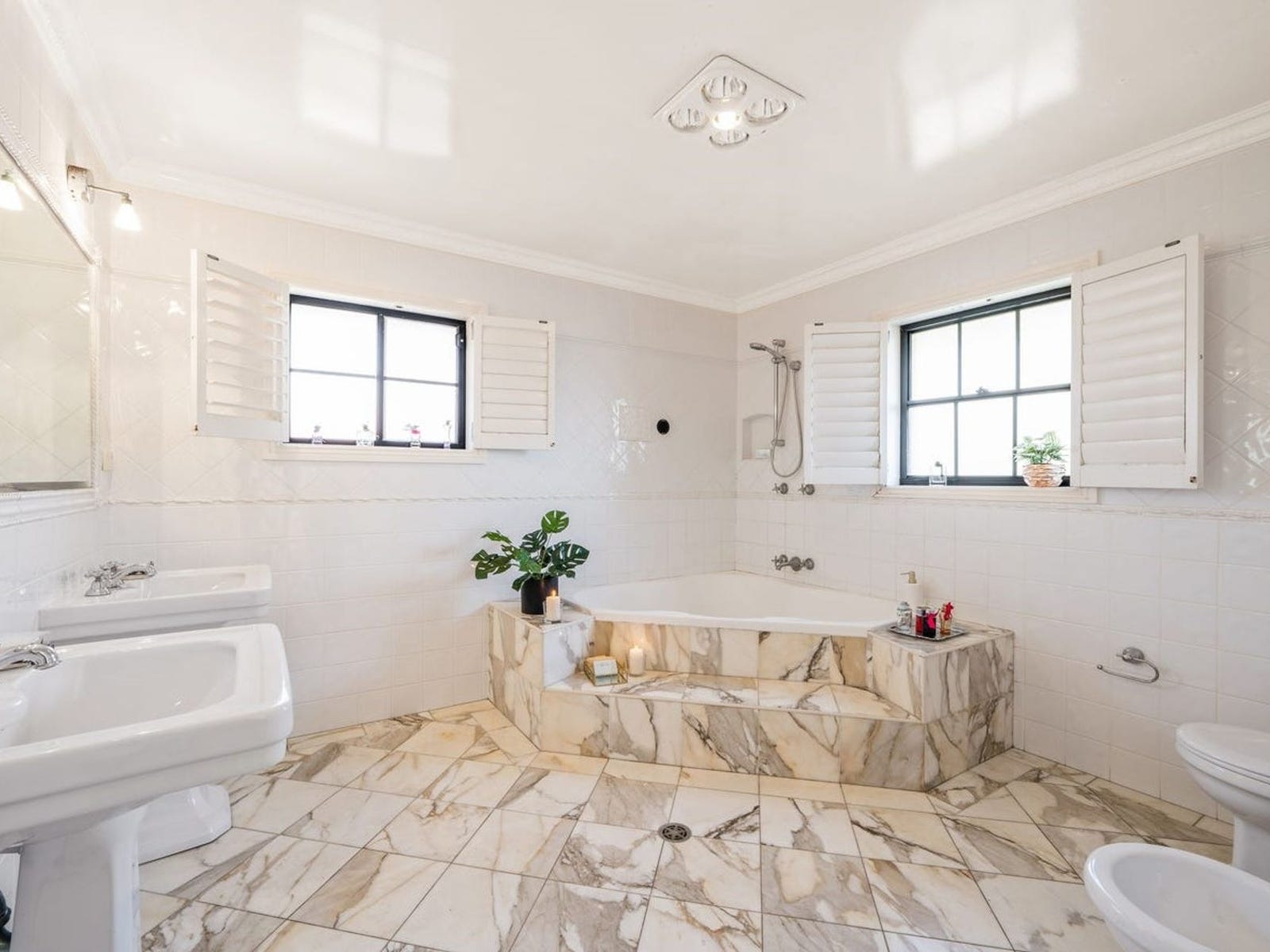Private Rental in North Bondi, NSW 2026