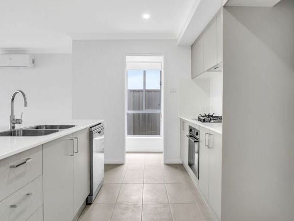 Property for Rent: Old Bar, NSW 2430