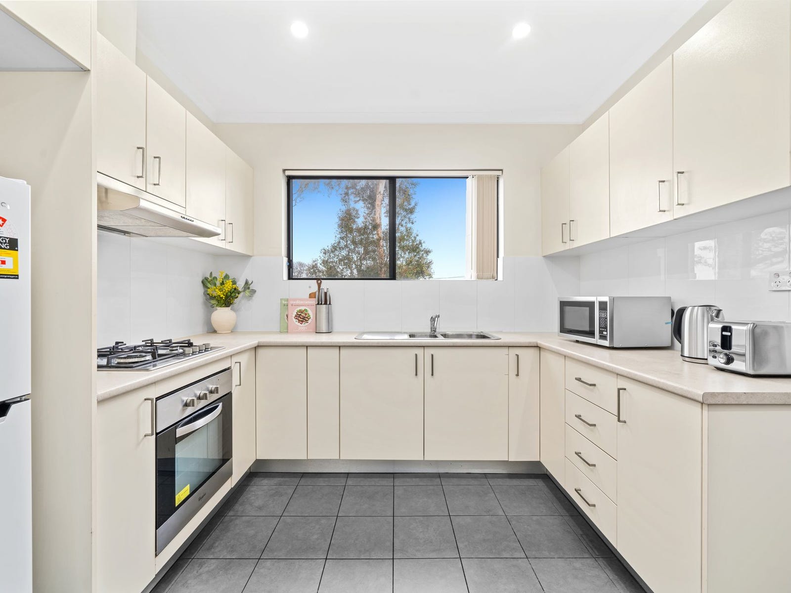 Private Rental in Wiley Park, NSW 2195