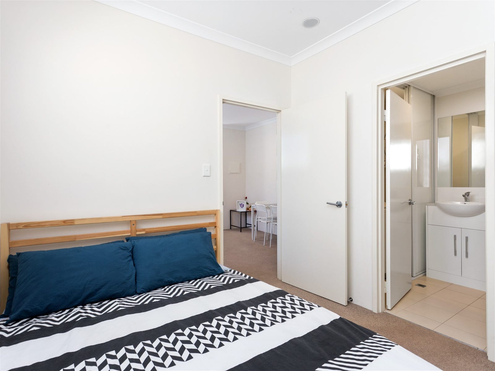 Private Rental in East Perth, WA 6004