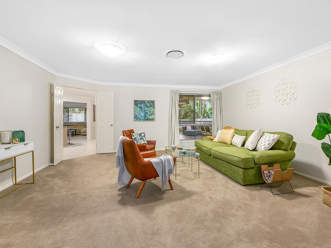 Private Rental in Fig Tree Pocket, Qld 4069