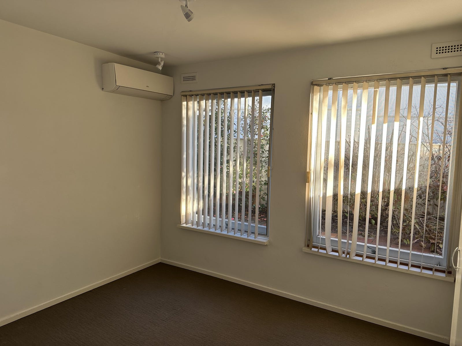 Private Rental in Attadale, WA 6156