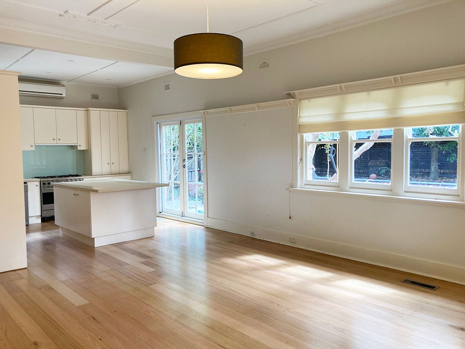 Private Rental in Elsternwick, Vic 3185