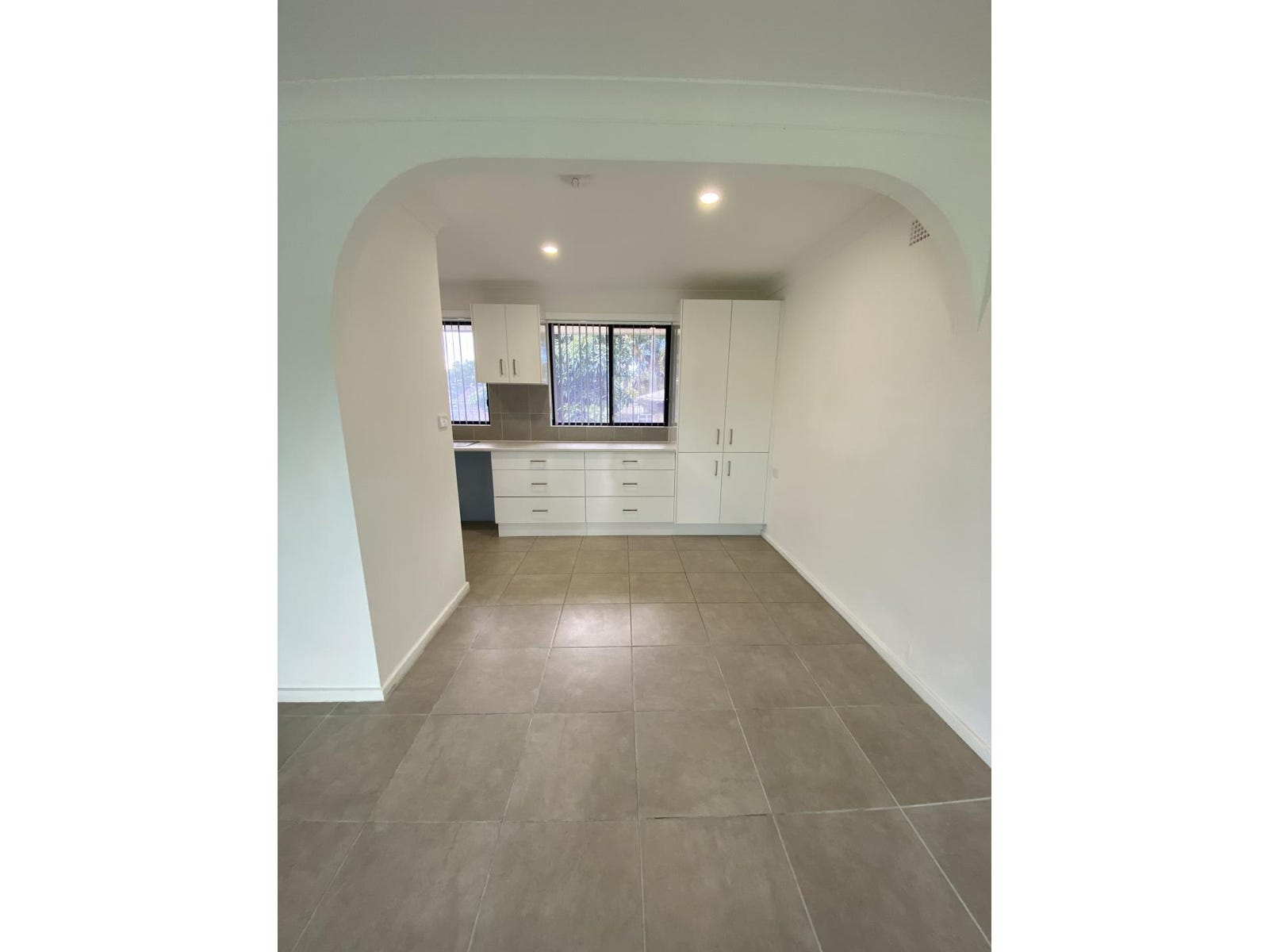 Property for Rent: Koonawarra, NSW 2530