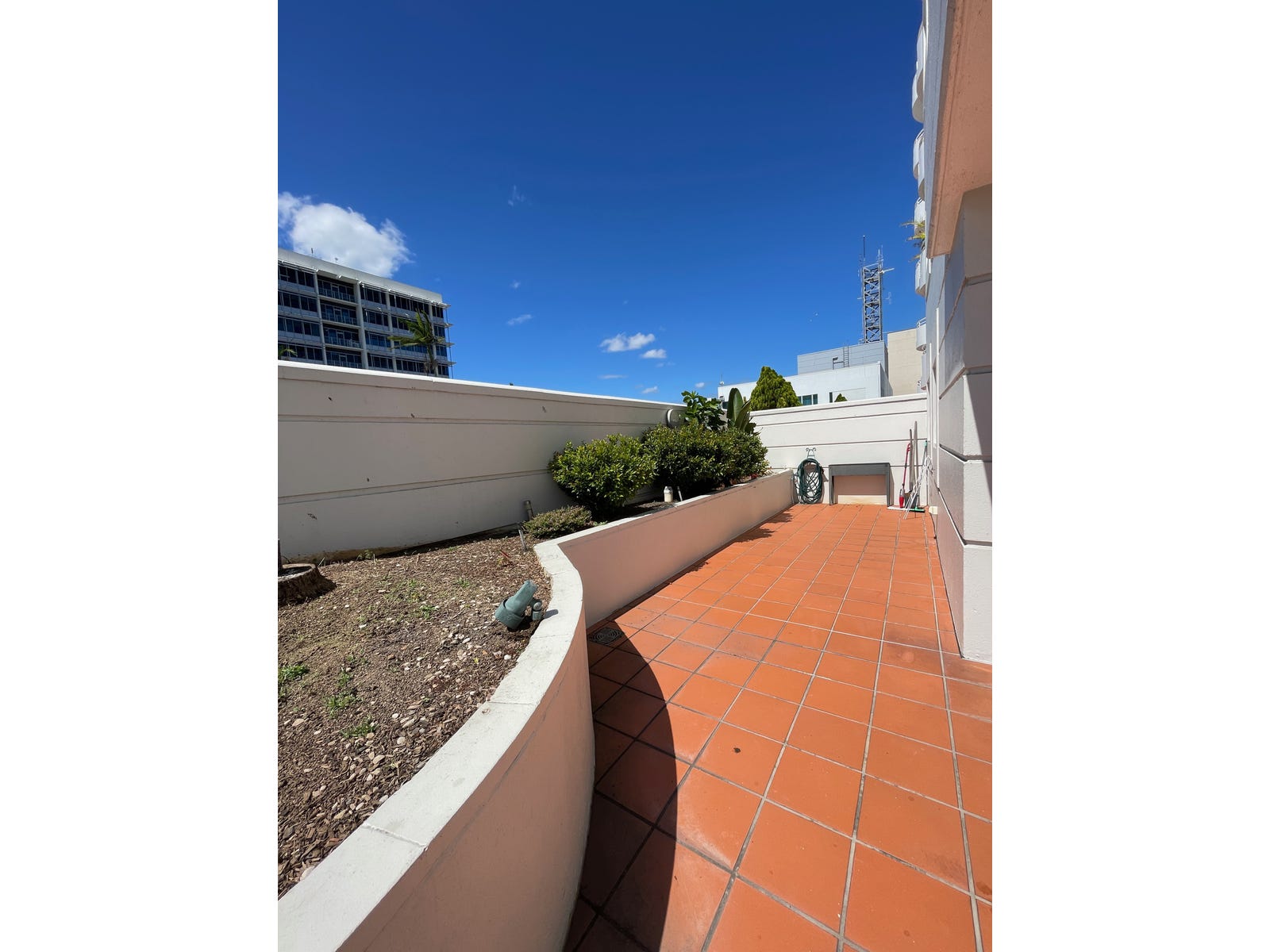 Private Rental in Cairns City, Qld 4870
