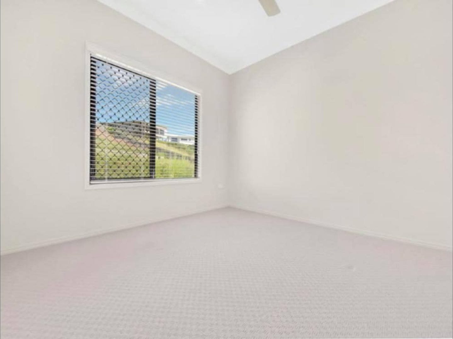 Property for Rent: Kirkwood, Qld 4680