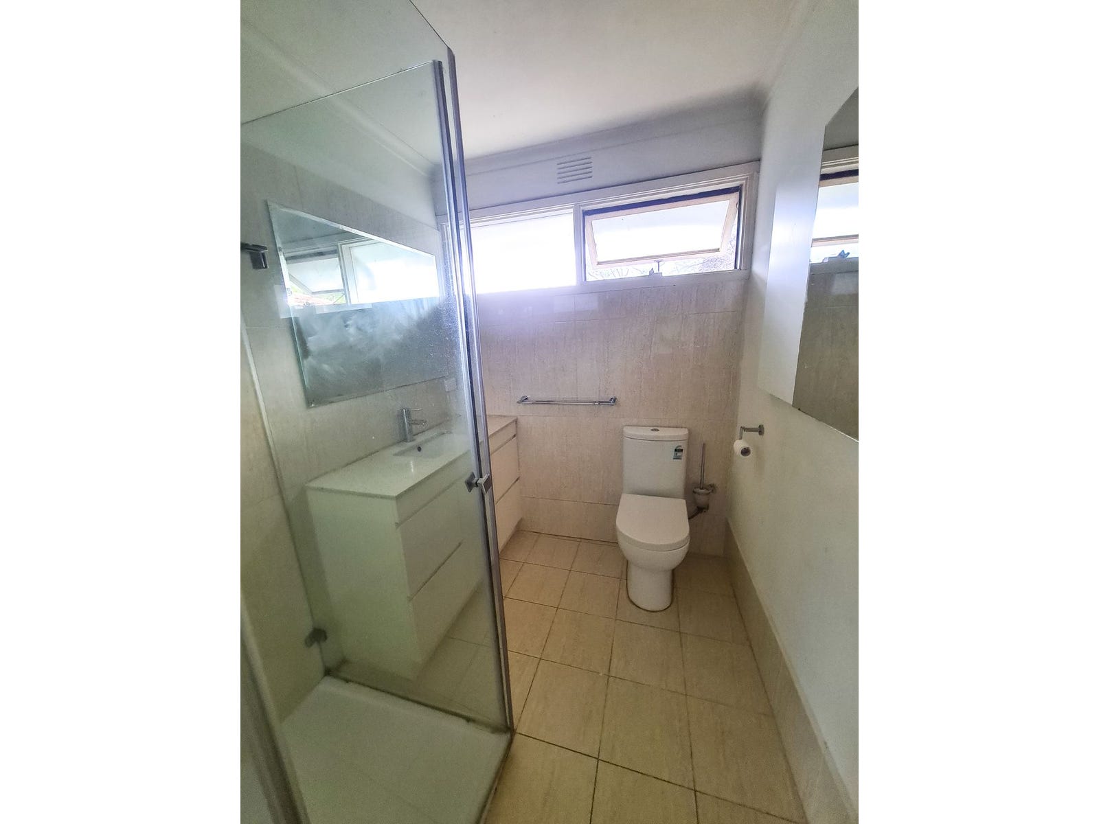 Property for Rent: Scoresby, Vic 3179