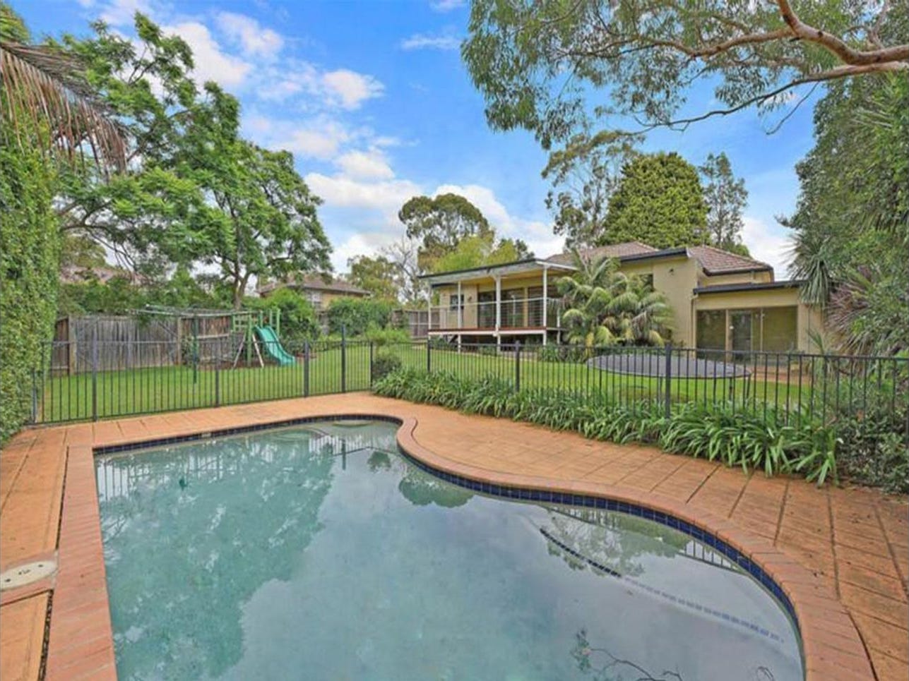 Property for Rent: St Ives Chase, NSW 2075