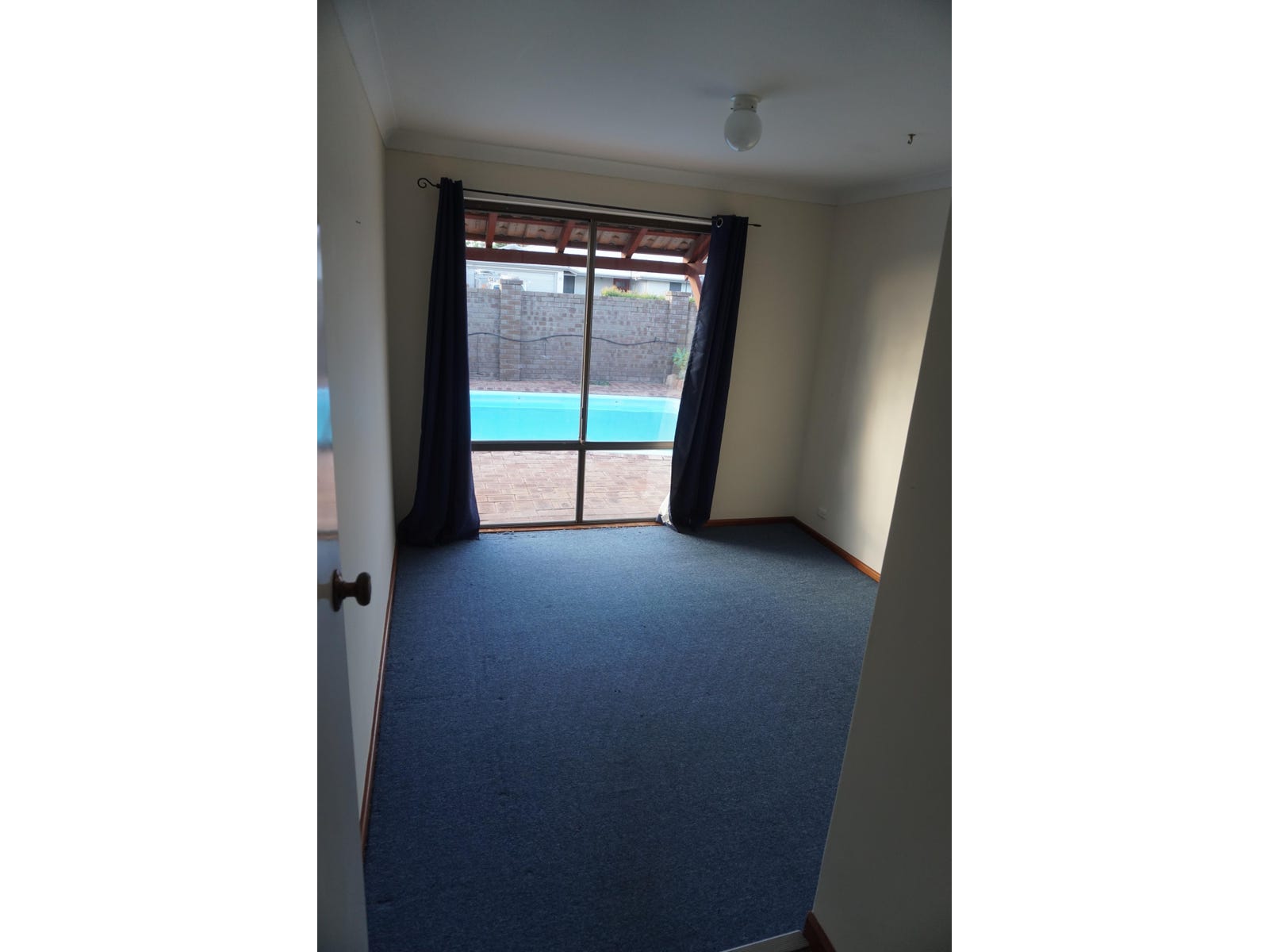 Private Rental in Kingsley, WA 6026