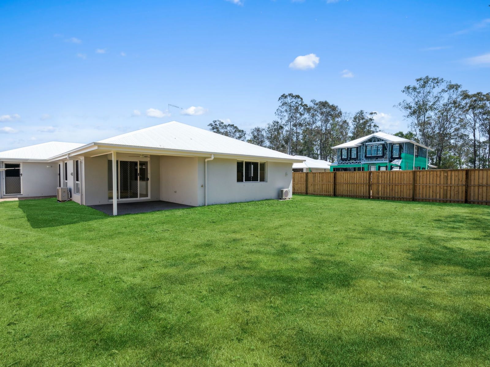 Private Rental in Jimboomba, Qld 4280