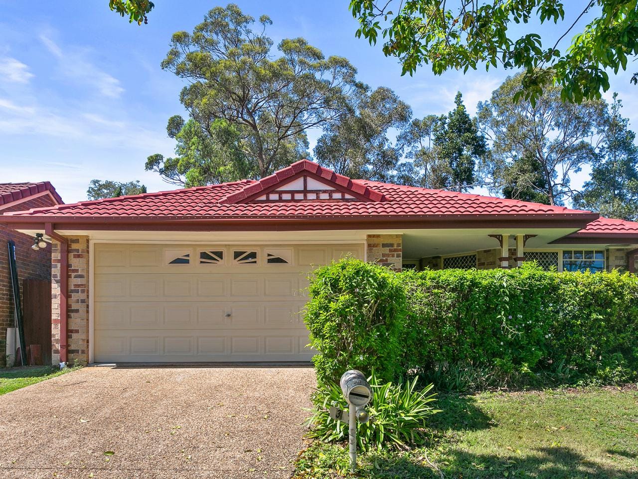 Private Rental in Forest Lake, Qld 4078