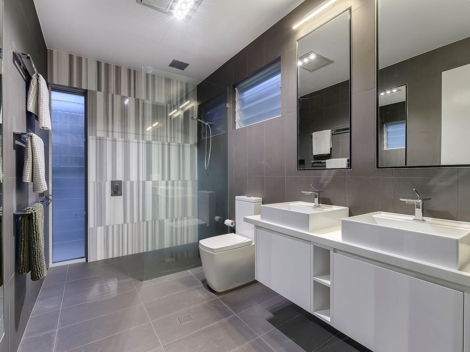 Private Rental in Red Hill, Qld 4059