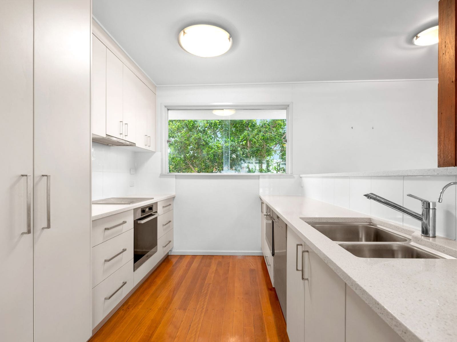 Private Real Estate - Aspley, Qld 4034