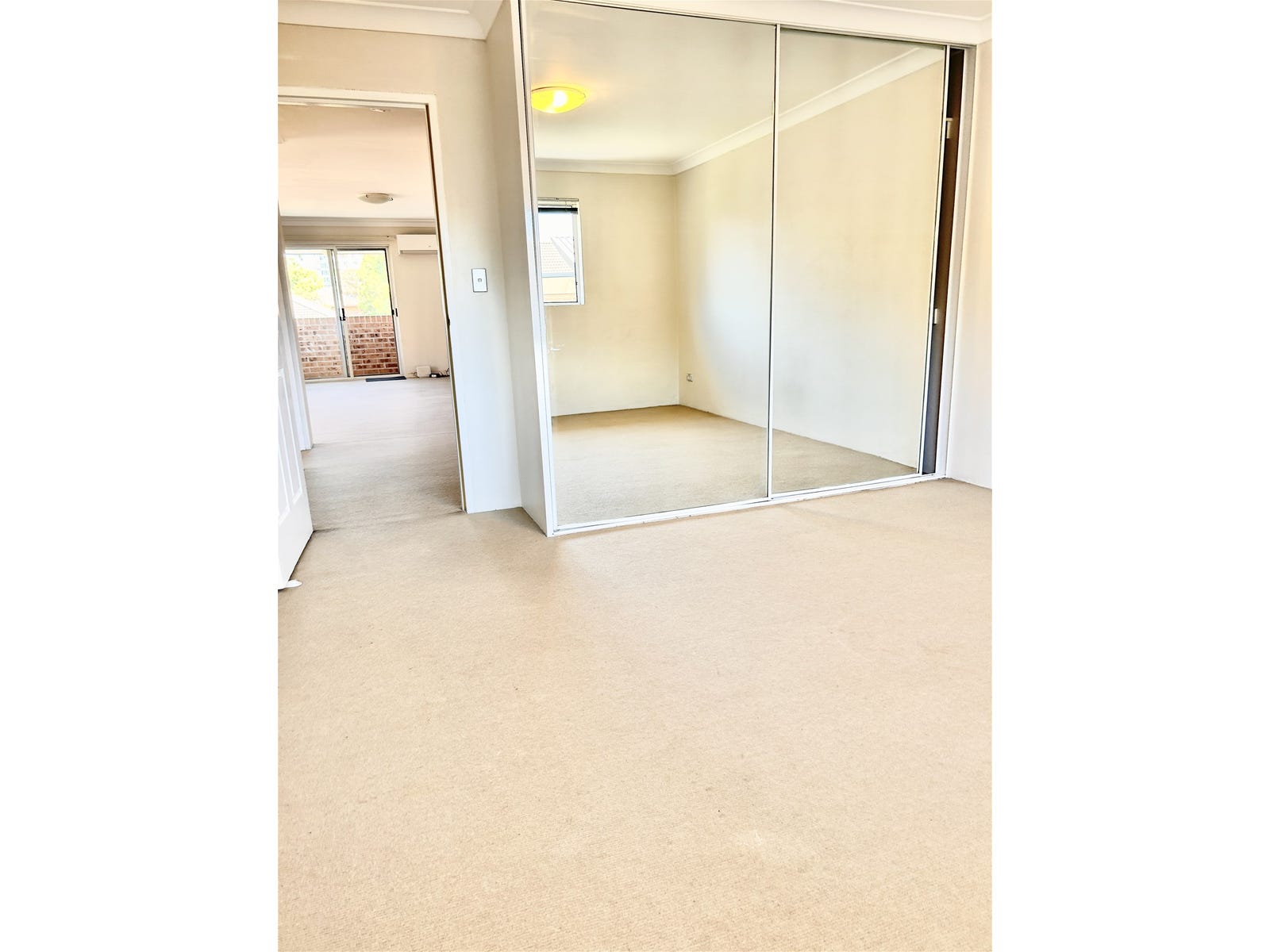 Property for Rent: Hurstville, NSW 2220