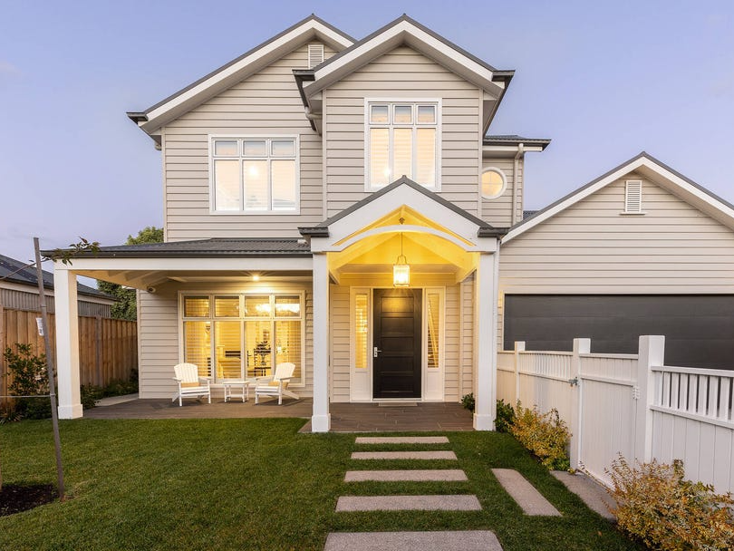 Private Real Estate - Lake Wendouree, Vic 3350