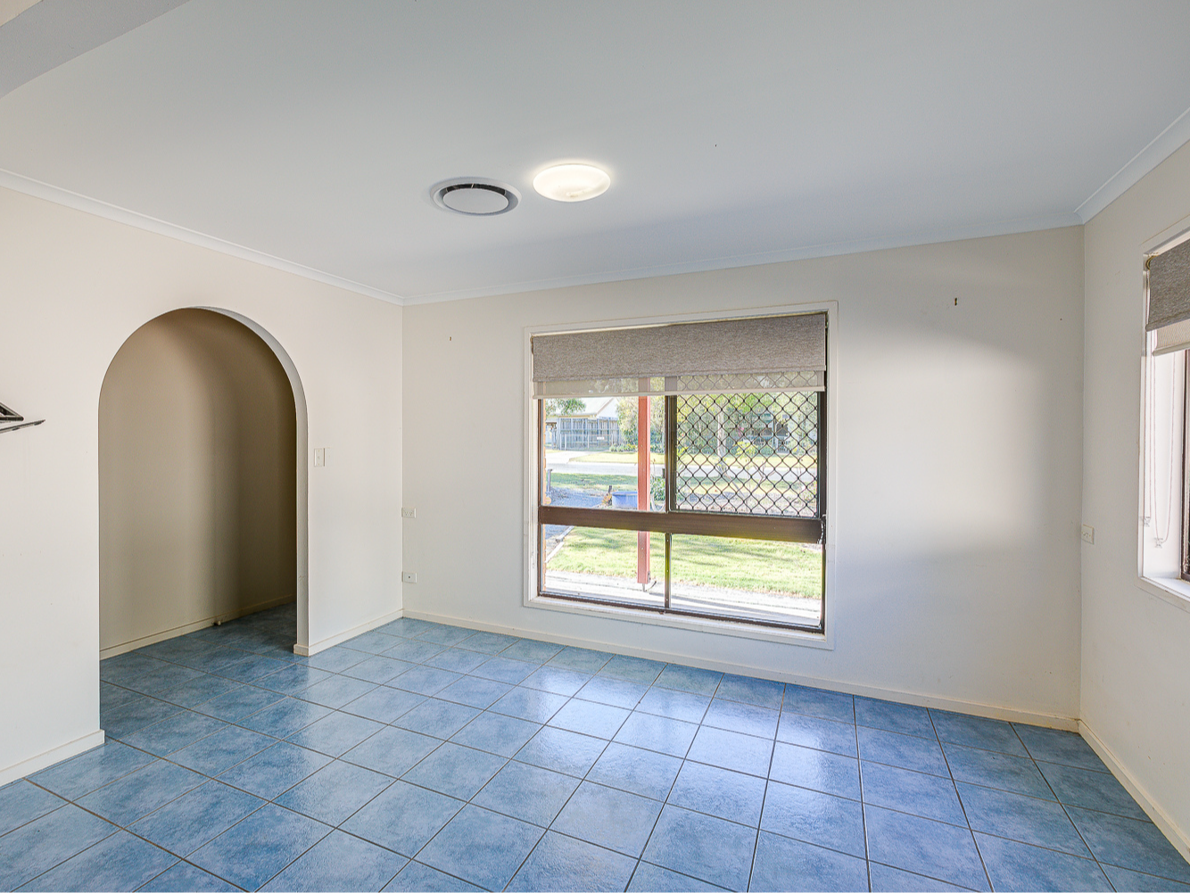Private Rental in Jacobs Well, Qld 4208