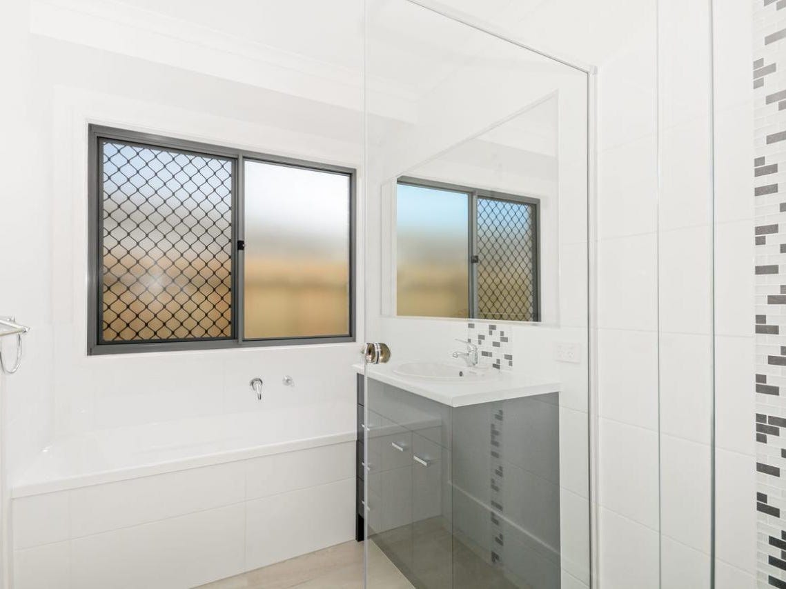 Private Rental in Caloundra West, Qld 4551