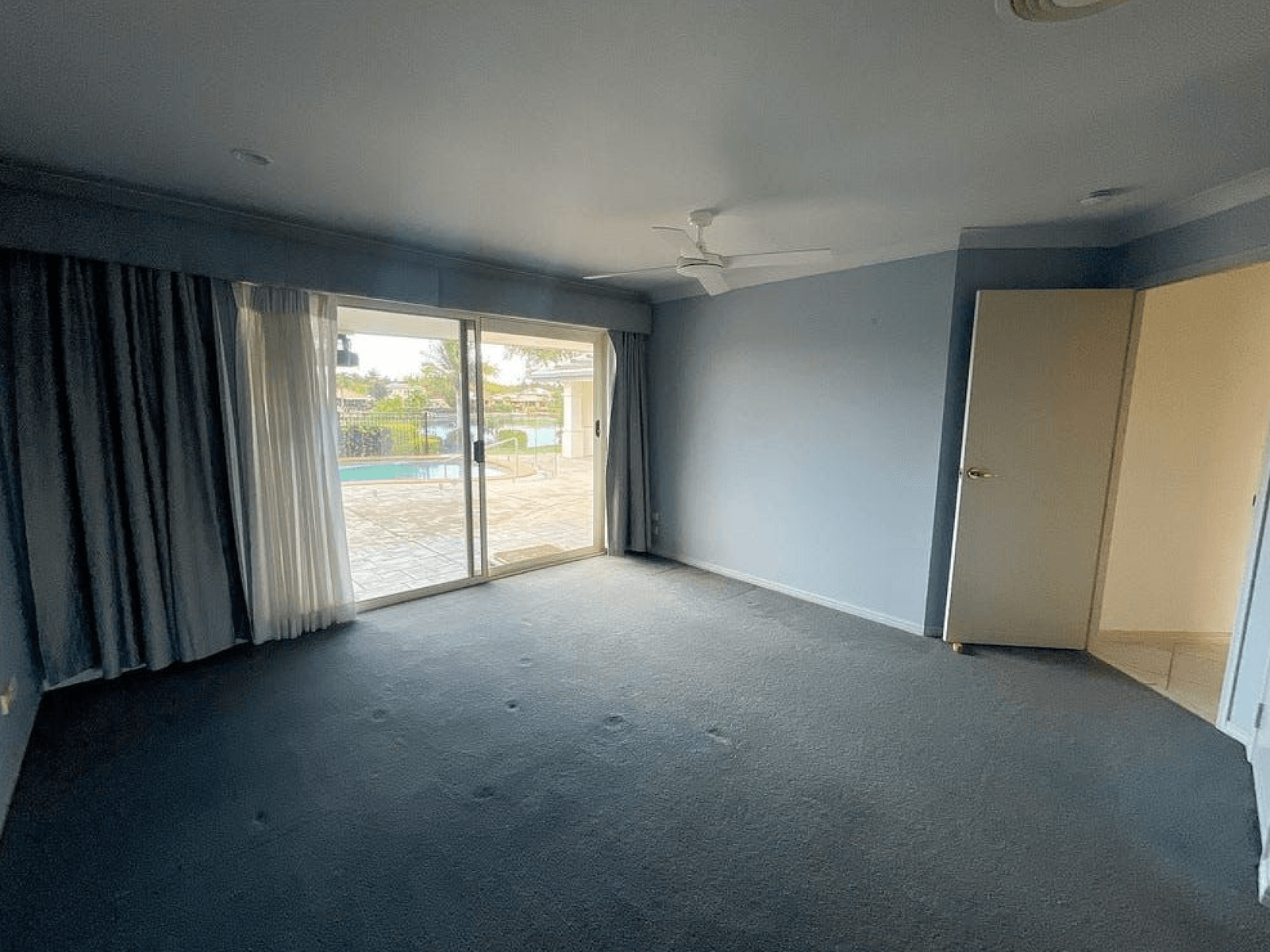 Private Rental in Helensvale, Qld 4212