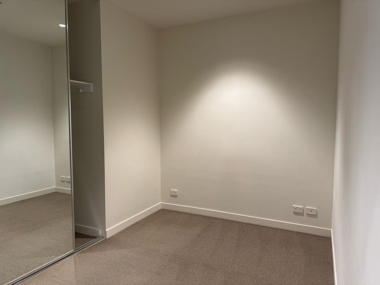Property for Rent: Melbourne, Vic 3000