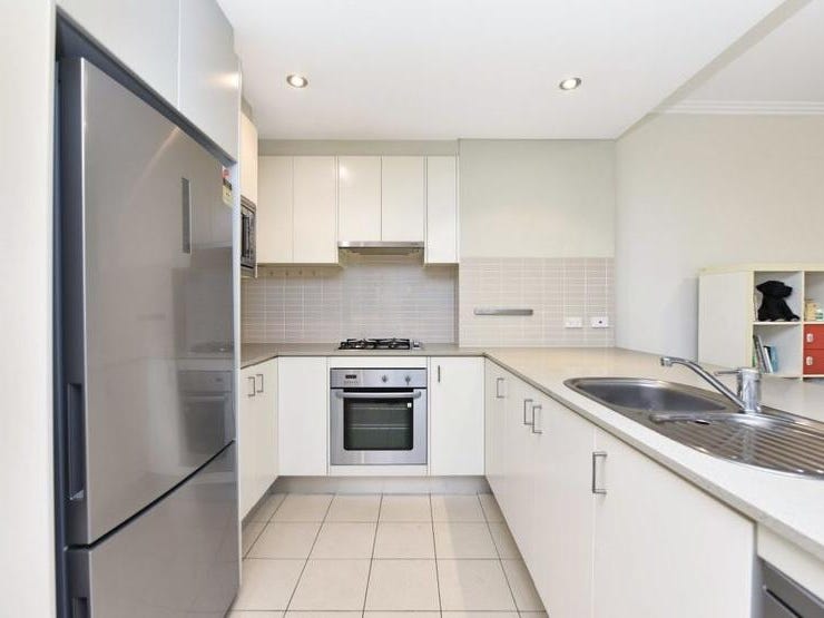 Private Rental in Wentworth Point, NSW 2127