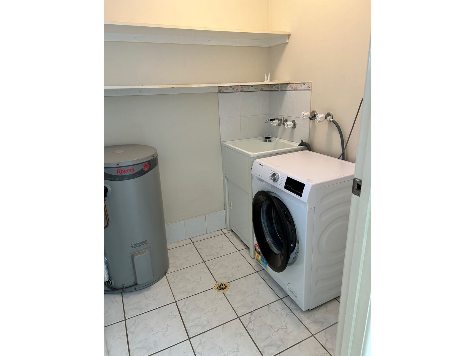 Private Rental in Broadbeach Waters, Qld 4218