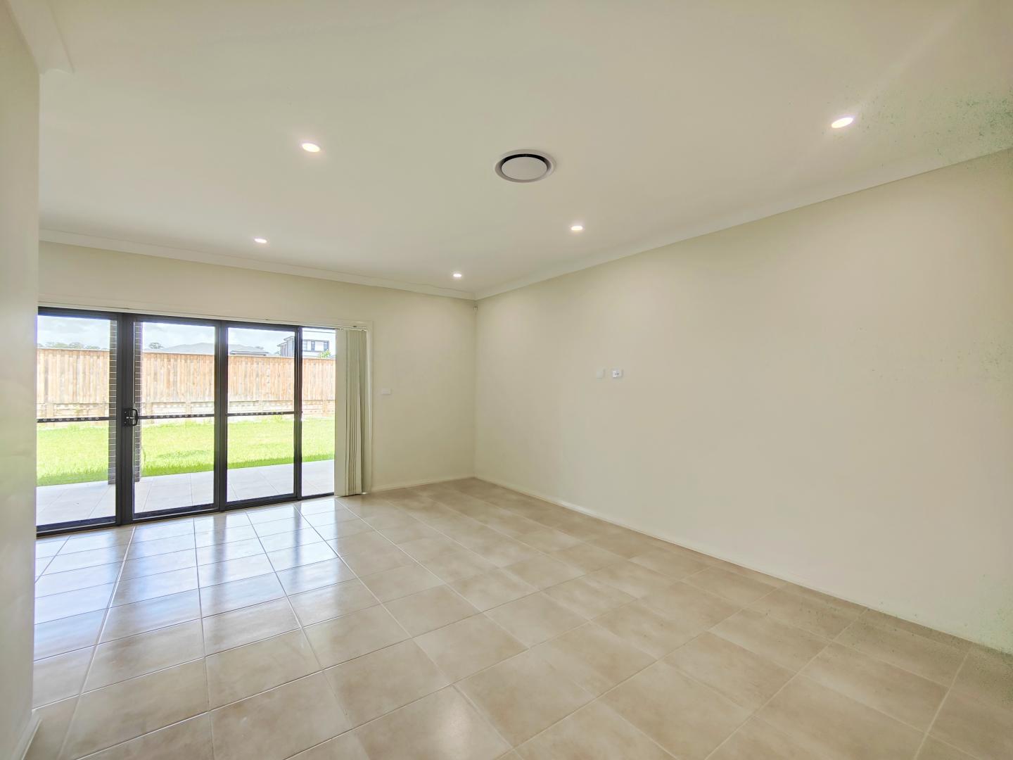 Private Rental in Box Hill, NSW 2765