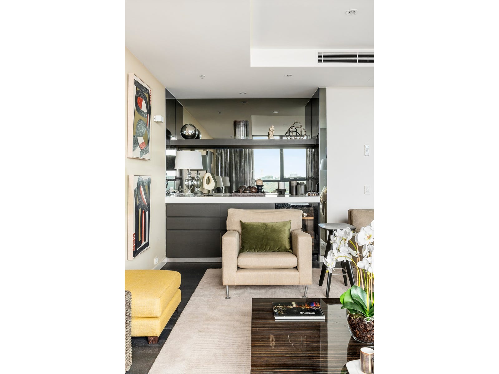 Private Rental in Melbourne, Vic 3004