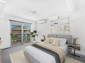 Private  Property - Richlands, Qld 4077