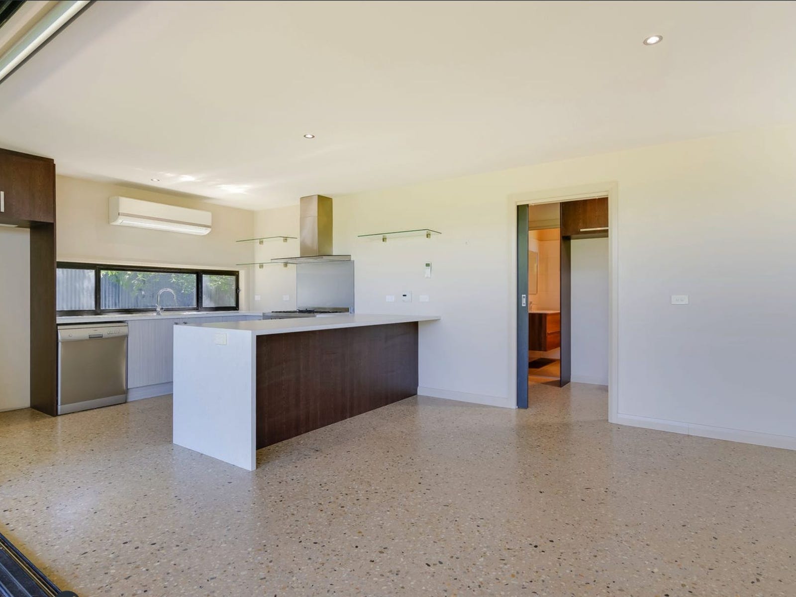 Property for Rent: Corryong, Vic 3707