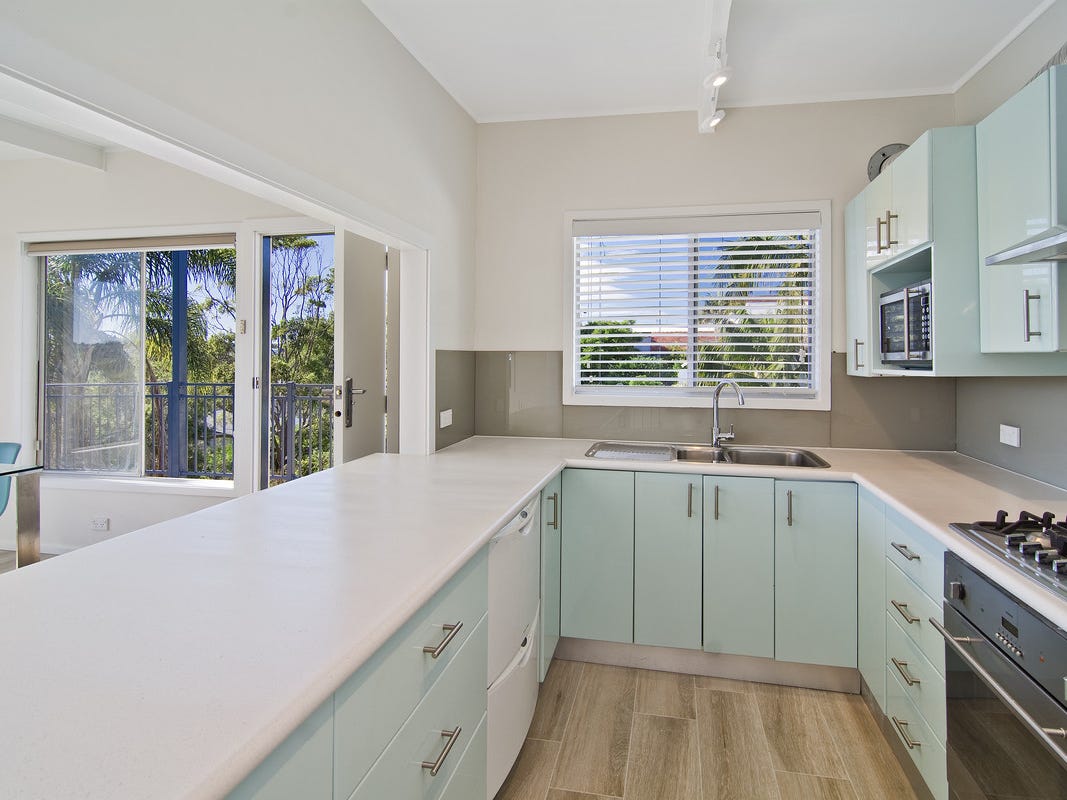 Property for Rent: Curl Curl, NSW 2096