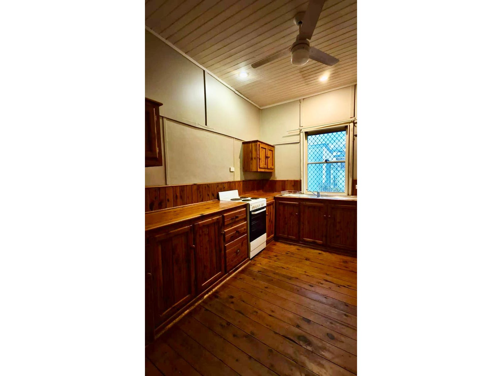 Private Rental in Coonabarabran, NSW 2357