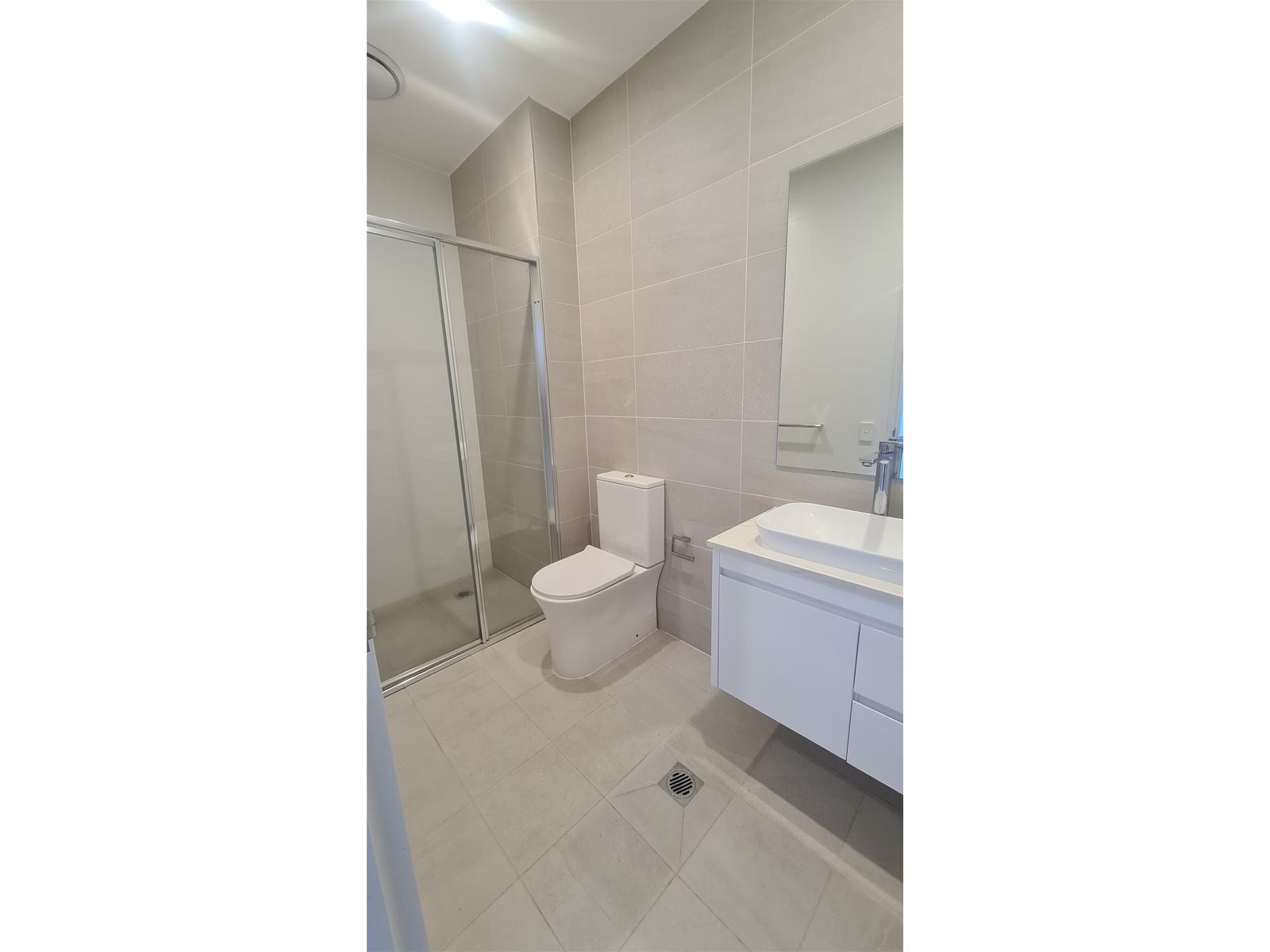 Property for Rent: Mays Hill, NSW 2145