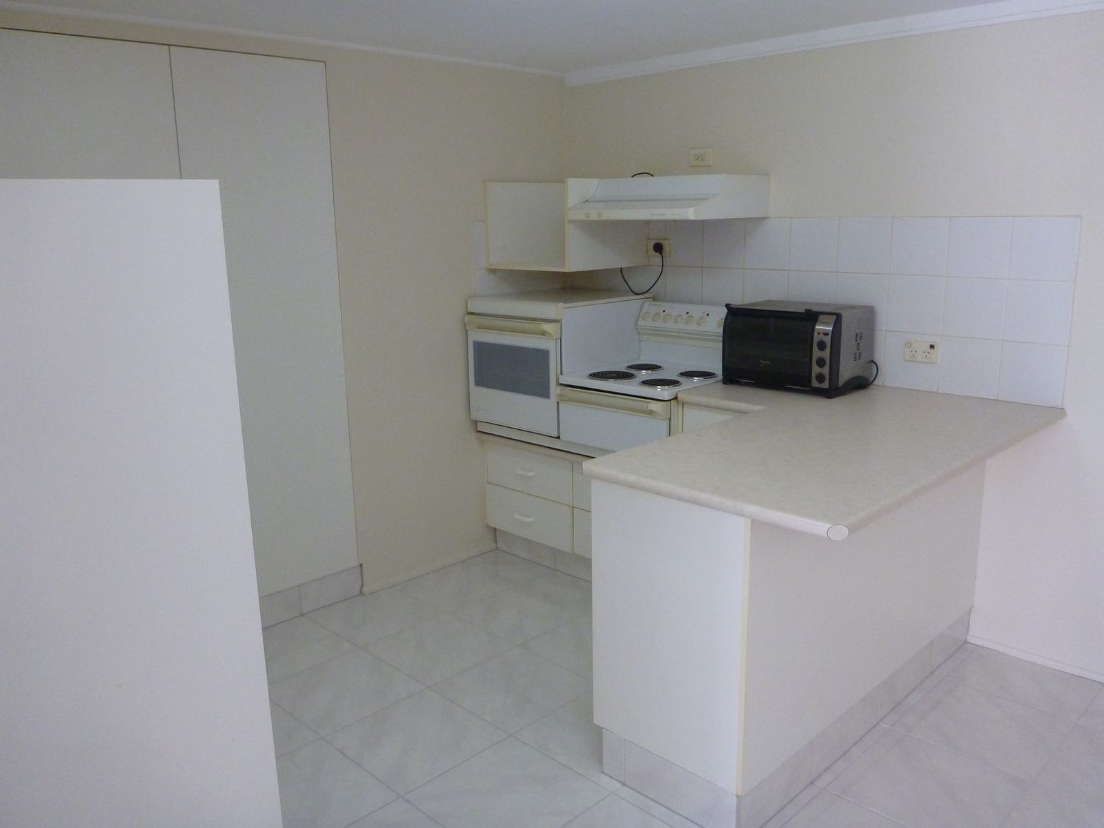 Private Rental in Broadbeach Waters, Qld 4218
