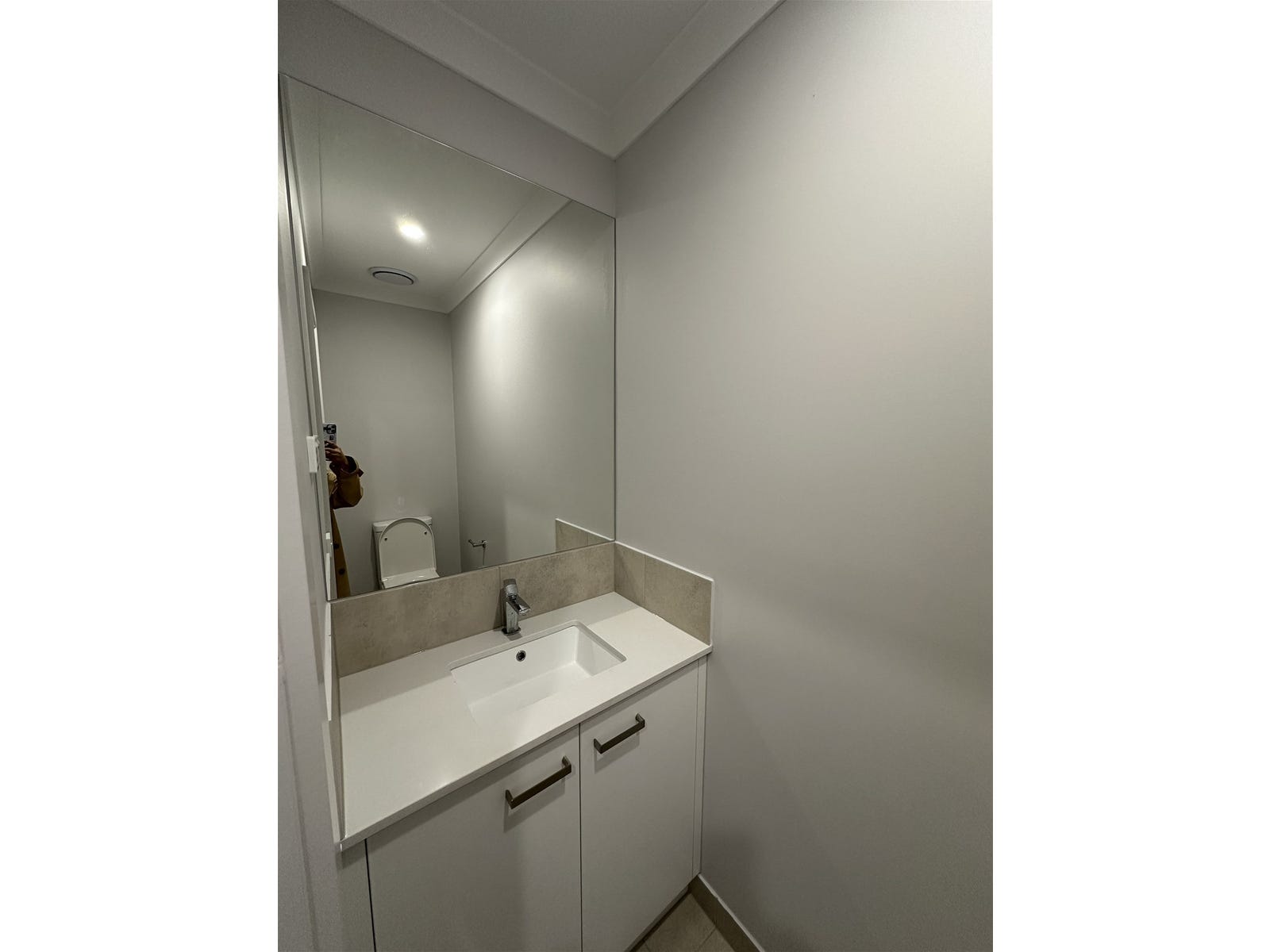 Private Rental in Clyde, Vic 3978