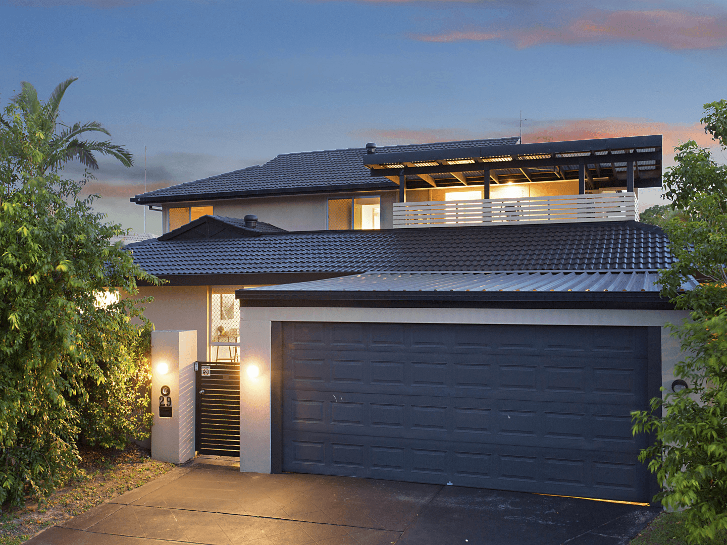 Private Rental in Mermaid Waters, Qld 4218