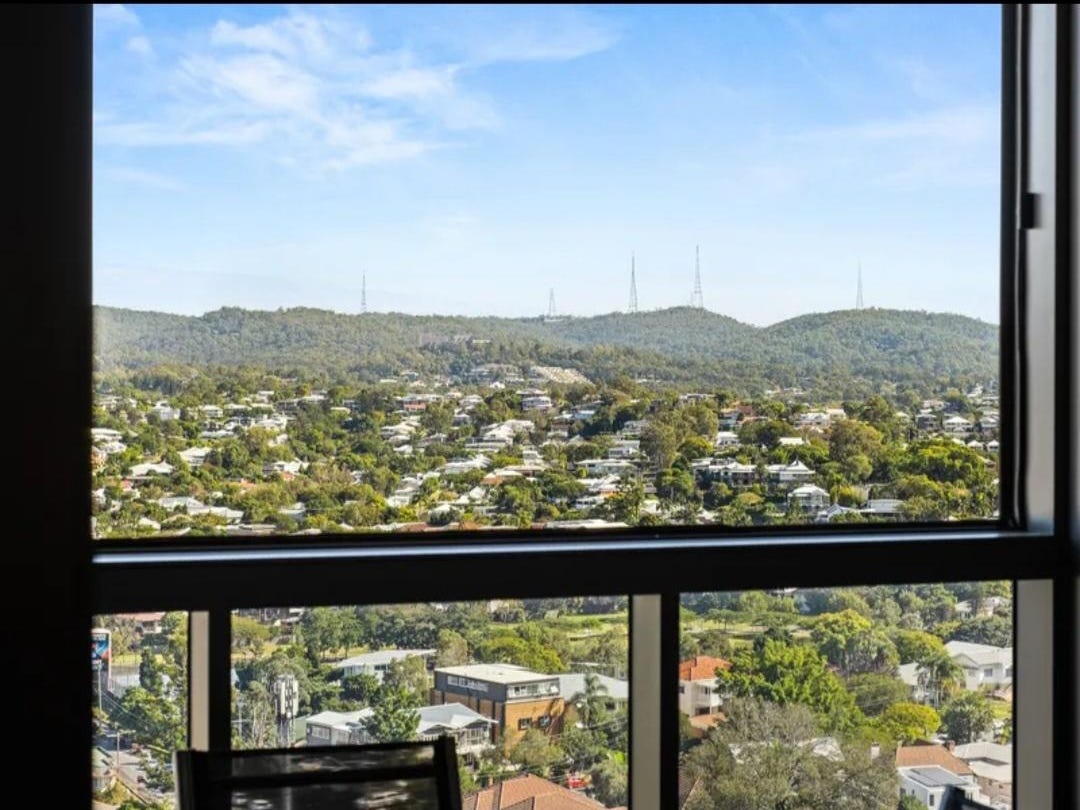 Private Rental in Milton, Qld 4064