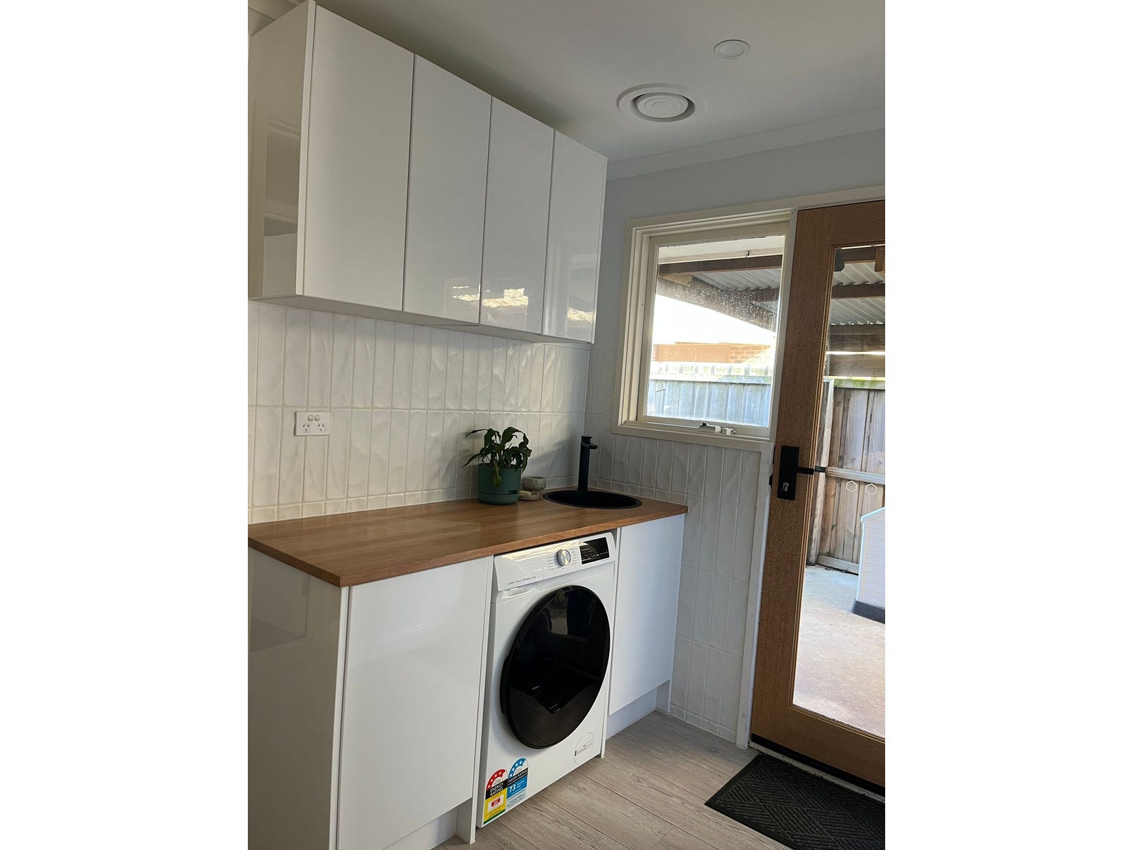 Private Rental in Whittington, Vic 3219