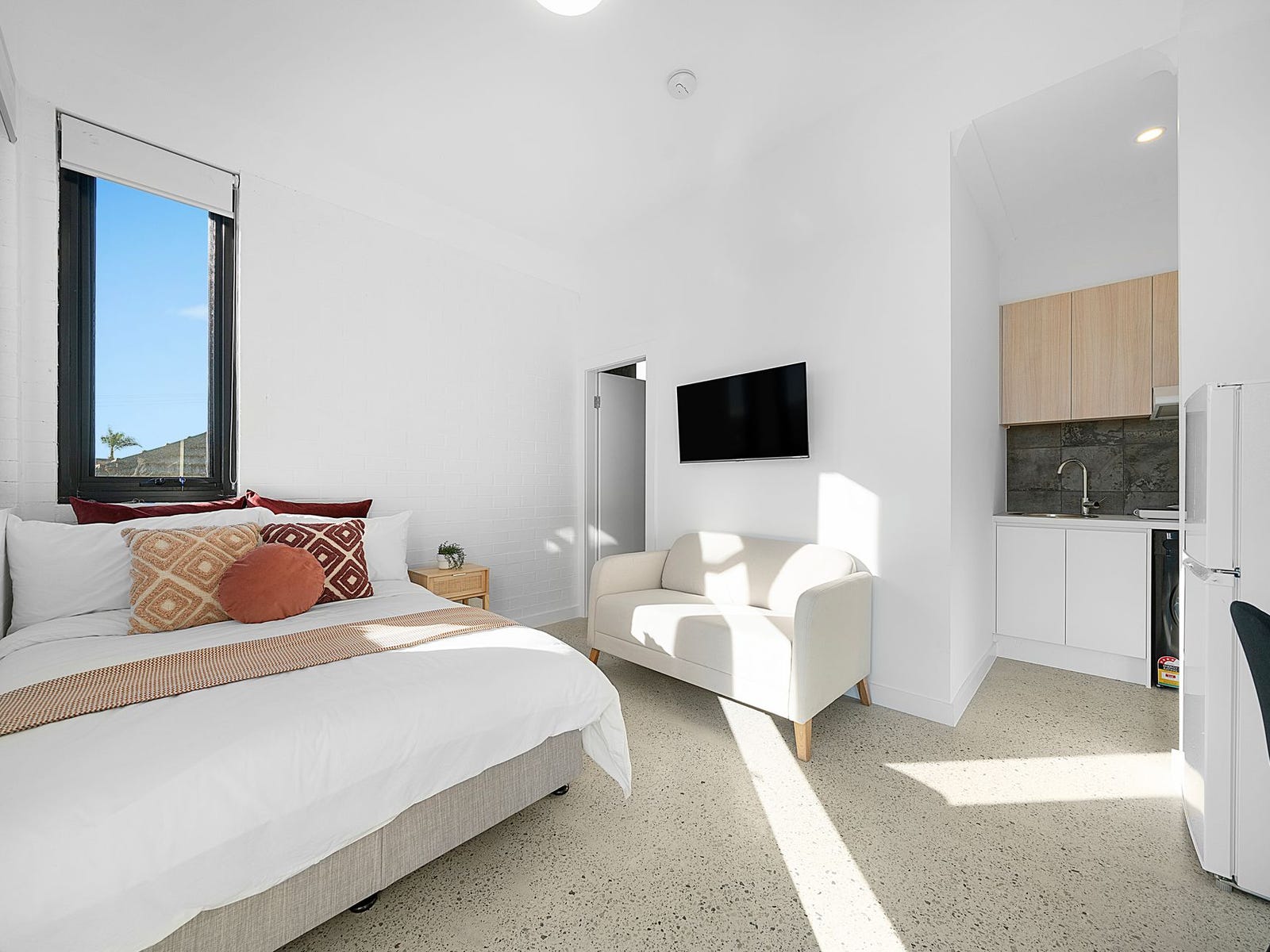 Private Rental in South Granville, NSW 2142