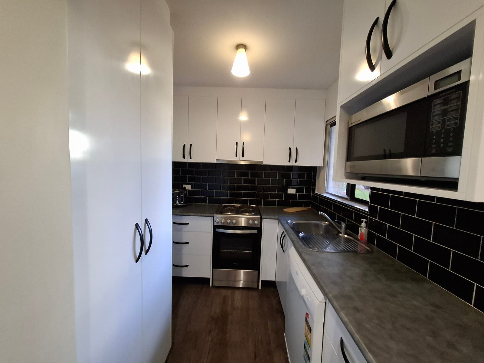 Sales Property - pRivervale, WA 6103