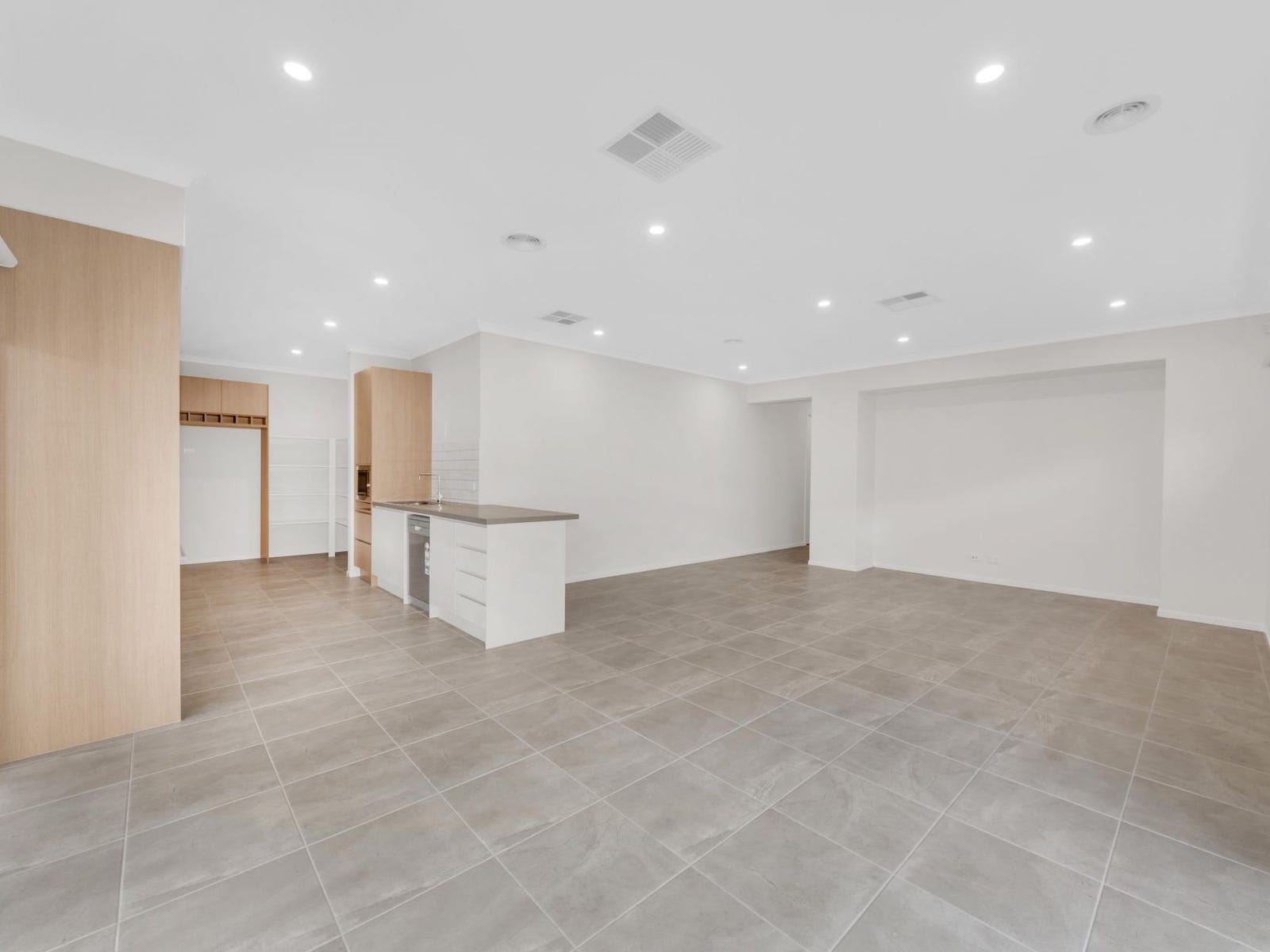 Property for Rent: Truganina, Vic 3029