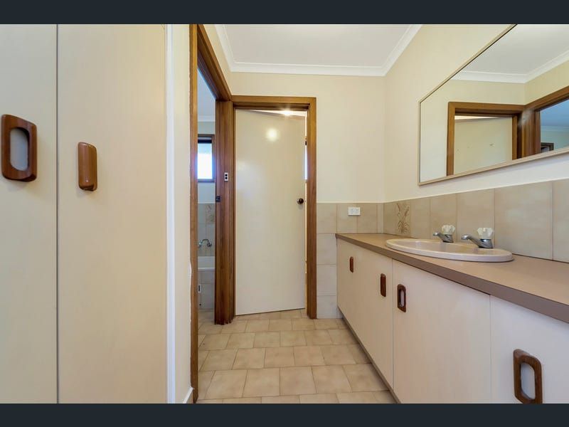 Private Rental in Evanston Park, SA 5116