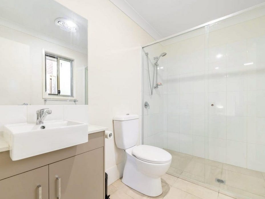 Private Rental in Logan Reserve, Qld 4133