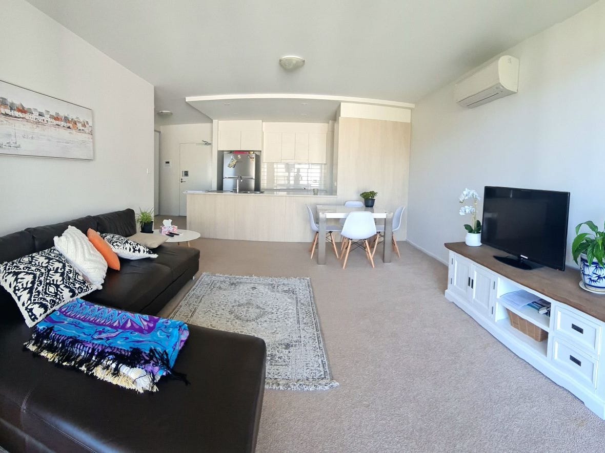 Private Listing - Phillip, ACT 2606