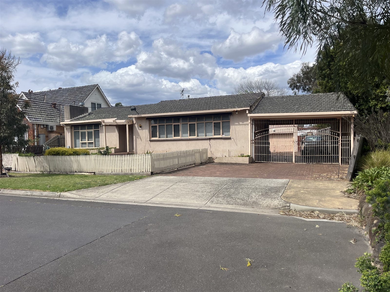 Sale Property - Mckinnon, Vic 3204