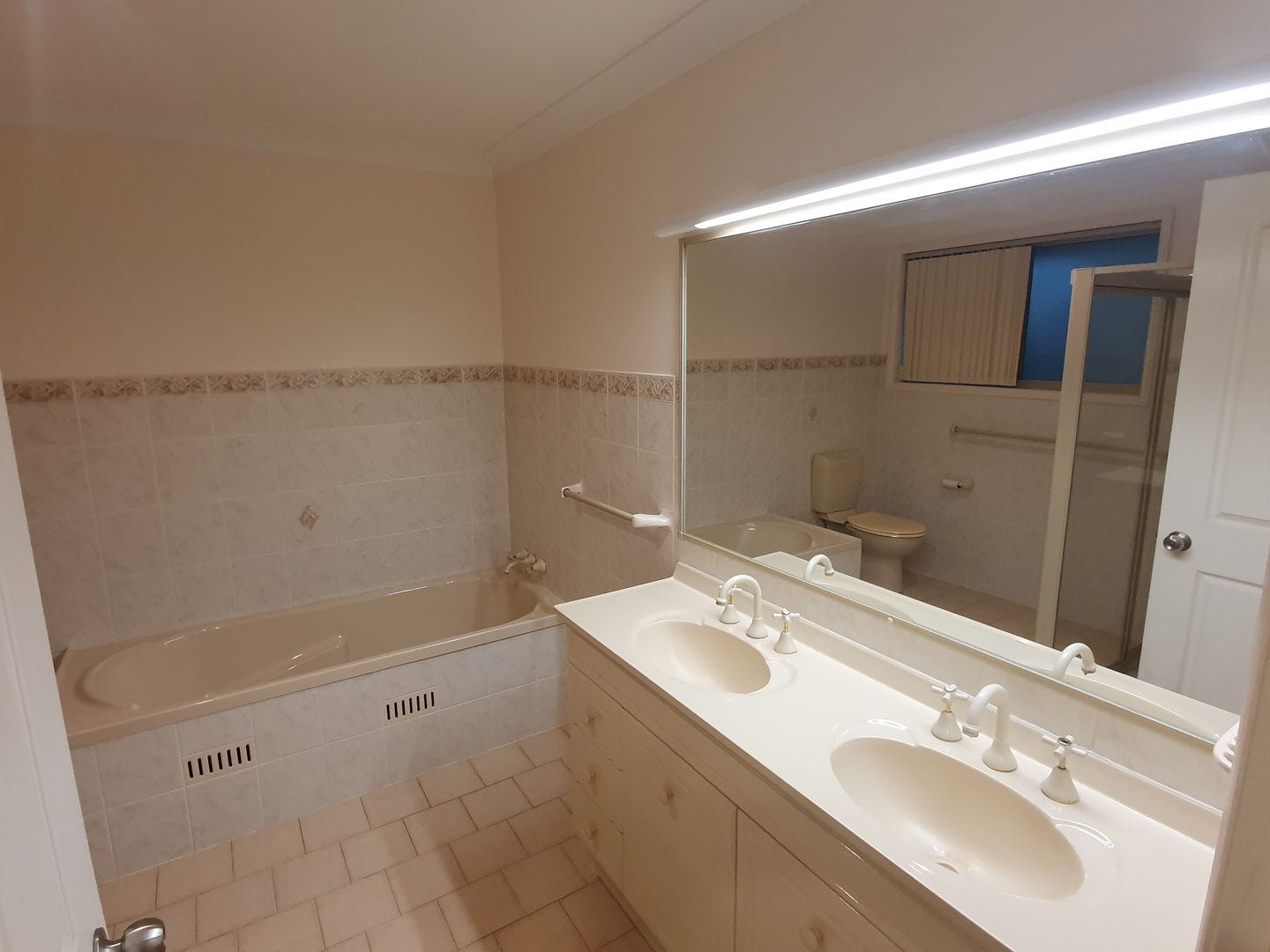 Private Rental in Redhead, NSW 2290