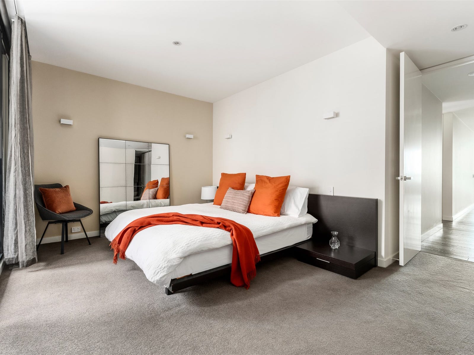 Private Rental in Melbourne, Vic 3004